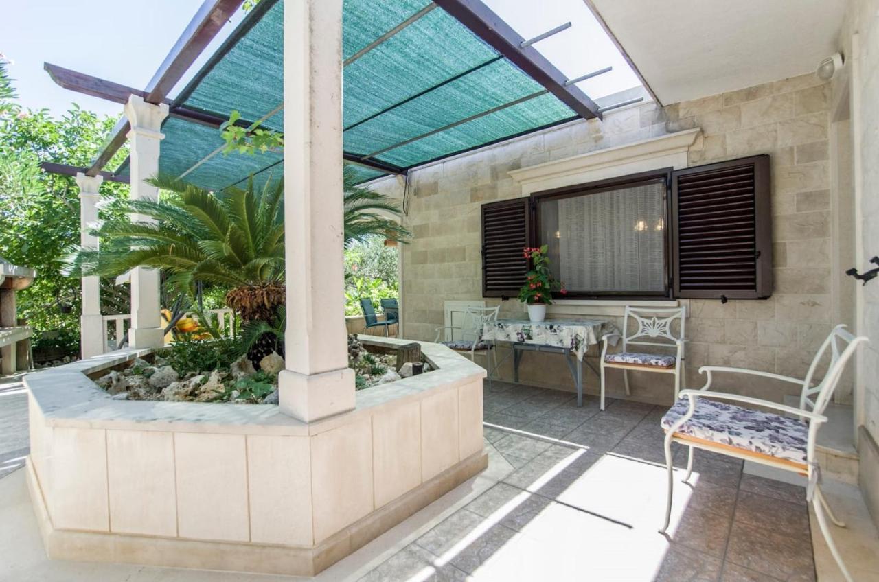 Holiday Home Villa Spilla Selca  外观 照片